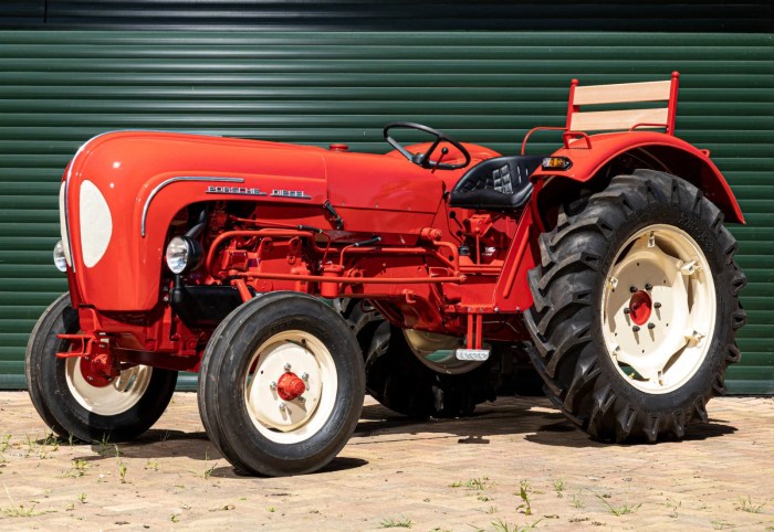 Porsche 1958 tractor sold