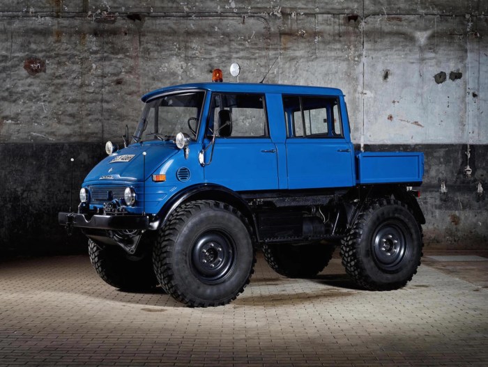 1992 Mercedes-Benz Unimog