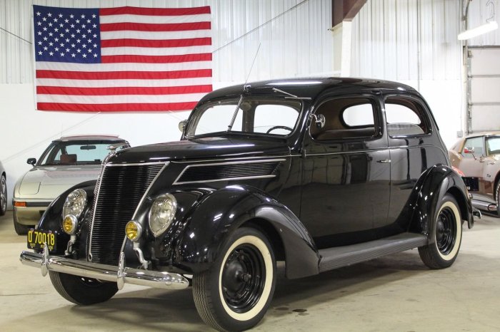1937 Ford Model 78