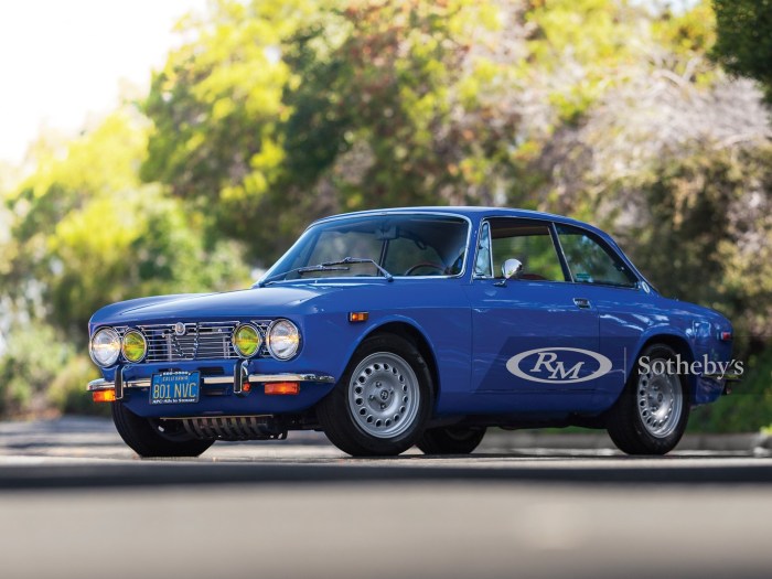 1974 Alfa Romeo 2000 GT Veloce