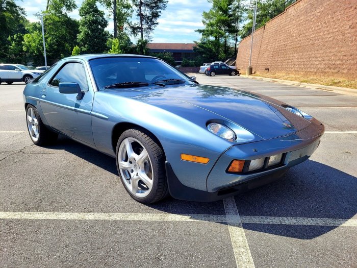 1984 Porsche 928S