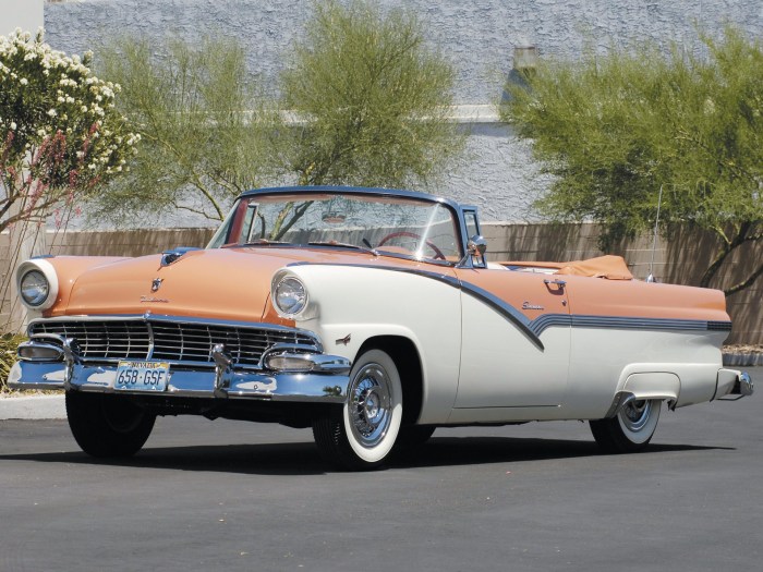 Ford 1956 fairlane sunliner convertible