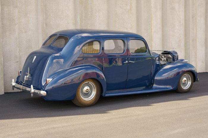 Packard coupe 1940 club blue cylinder miles flat sale