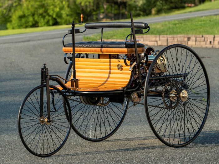 1886 Mercedes-Benz Replica