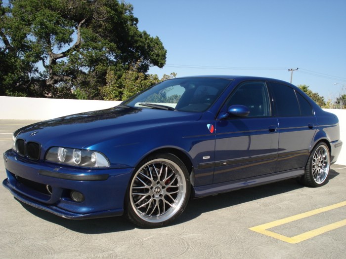 2000 BMW M5