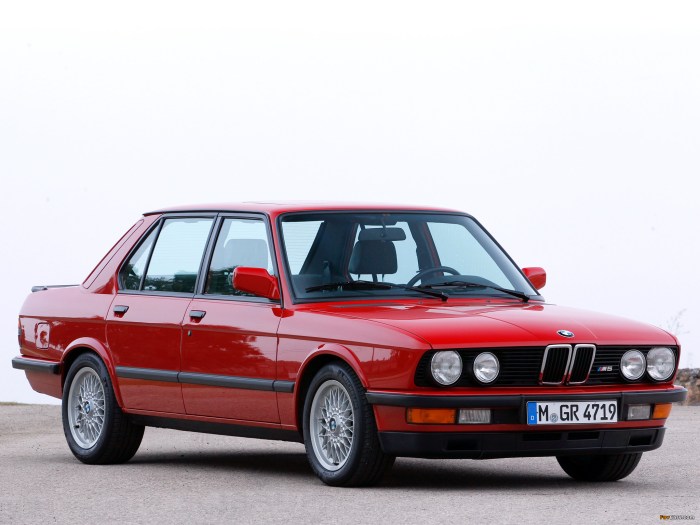 1985 BMW E28