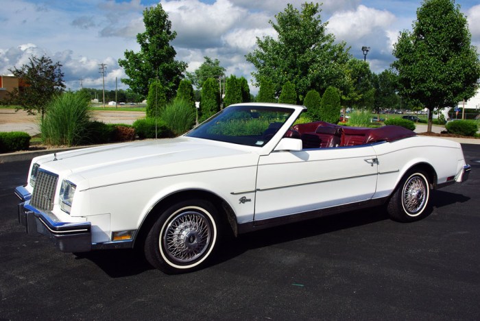 Riviera convertible buick 1983 sale 1201