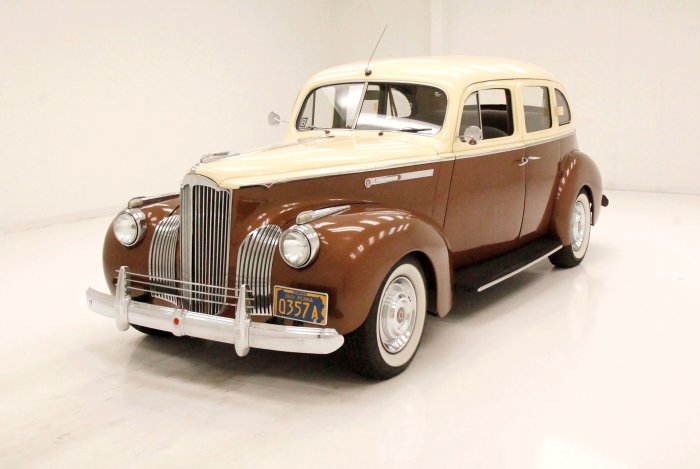 1941 Packard 110: A Glimpse into American Luxury