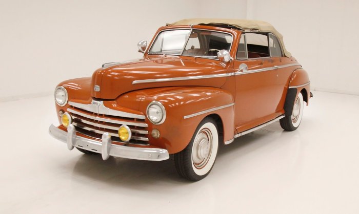 1948 Ford Deluxe