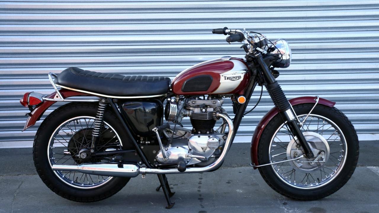 Triumph bonneville t120r motorcycle restored