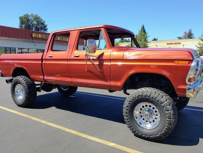 F250 highboy suv nicely