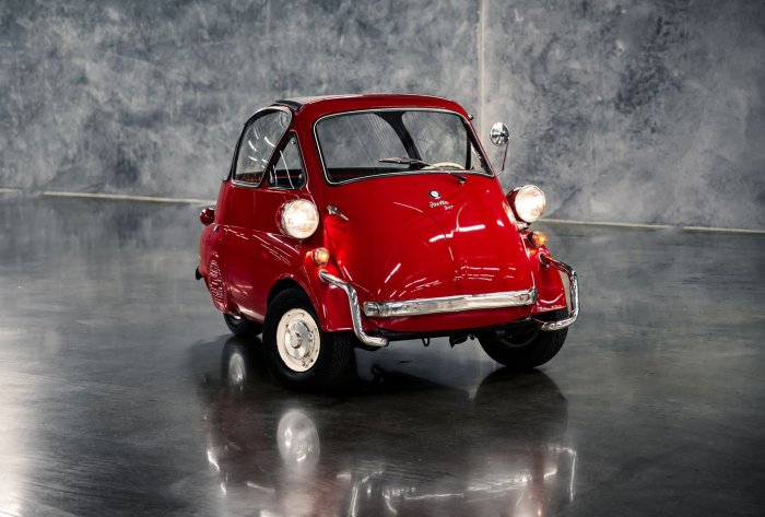 Isetta bmw 1957 cabriolet volo
