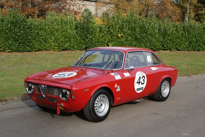 Alfa gta romeo 1965 giulia sprint cars