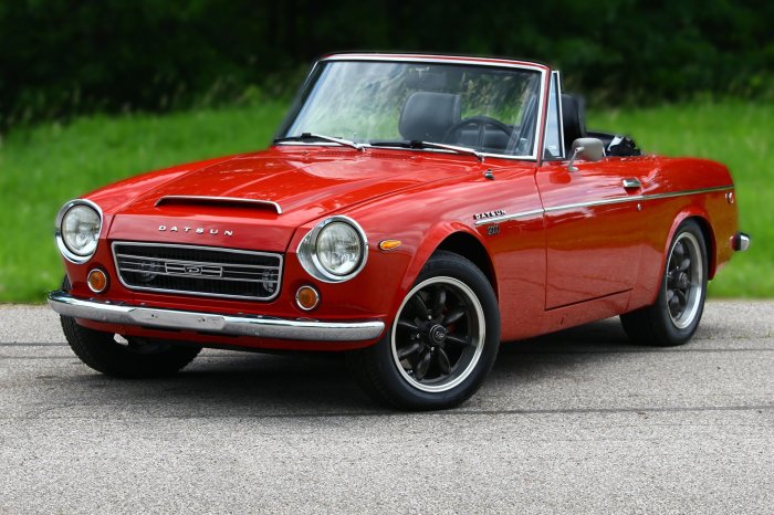 1969 Datsun 2000