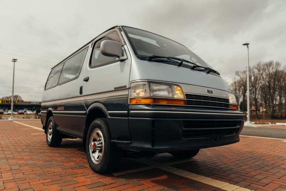 Hiace 1992 commuter hum3d