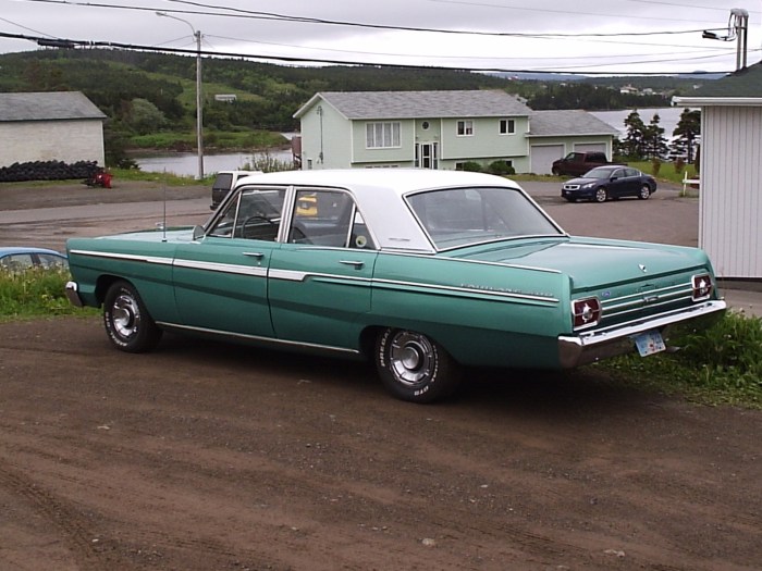 1965 Ford Fairlane: A Classic American Muscle Car