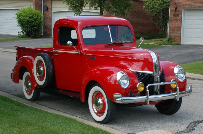 Ford pickup trucks pick 1940 truck 1941 old cars classic modelos red chevy vintage 40 camionetas antique chevrolet love viejos