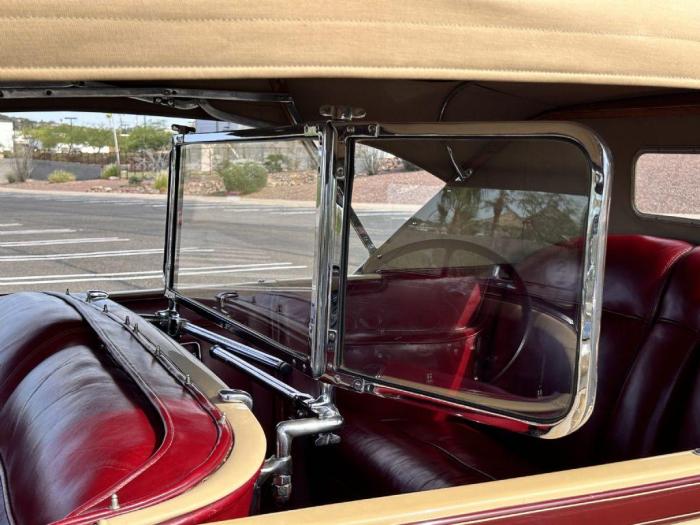 1933 Packard Eight Model 1002 Phaeton: A Classic of American Luxury