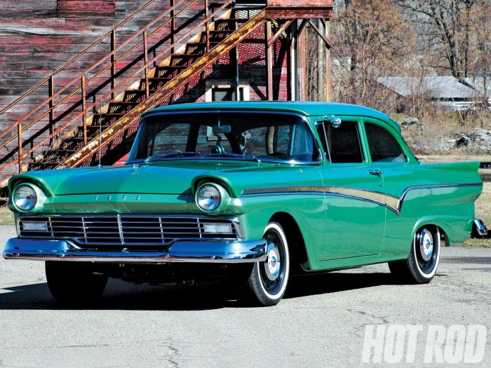 1957 Ford Sedan