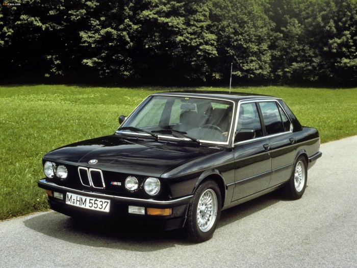 Bmw m5 1985 e28 touring wagon cars 1536 2048 station e36 original forums nissan classic first day picture estate registered