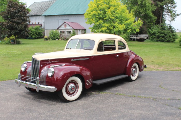 Packard 1941 super eight sedan formal eighty classic car classiccars inspection insurance financing transport auburn