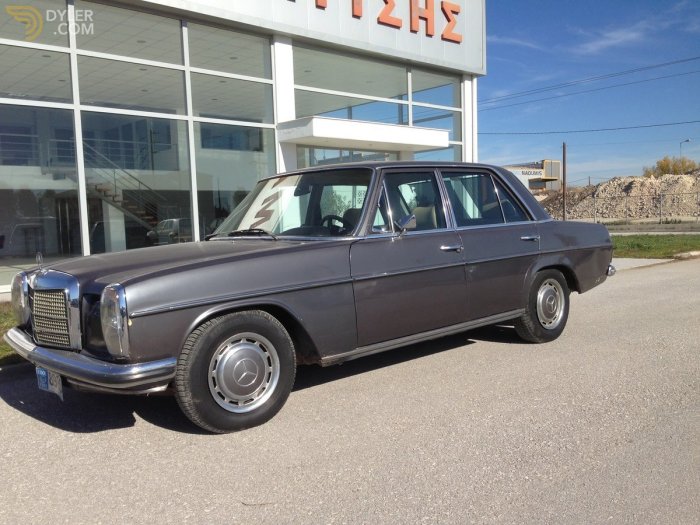 1973 Mercedes-Benz 220