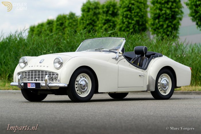 Triumph tr3 1959 tr3a overdrive sale cars white roadster dyler cabriolet car