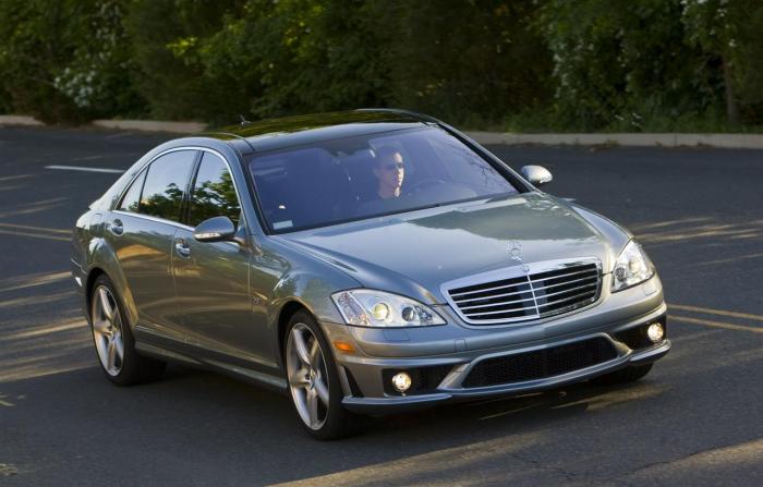 2008 Mercedes-Benz S-Class: Luxury Redefined