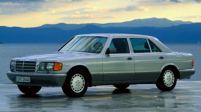 1985 Mercedes-Benz 500SEL