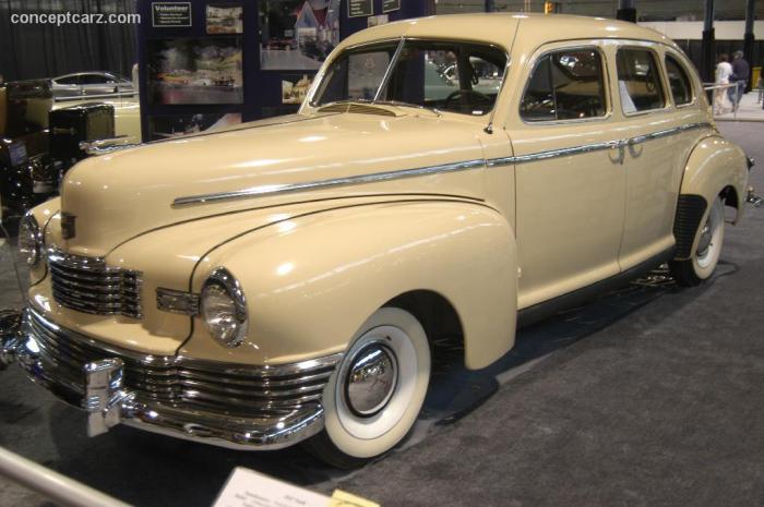 1942 Nash 600: A Wartime Icon