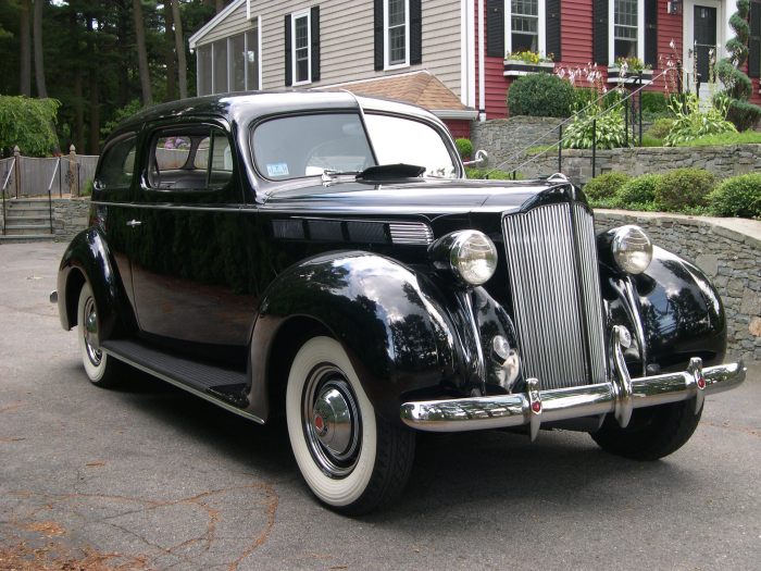 1938 Packard 1600