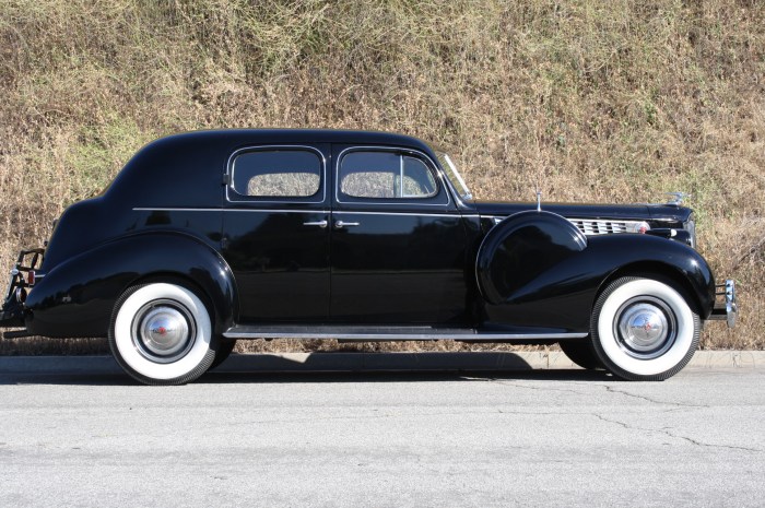 Packard 1940 sedan formal schmitt eight super custom