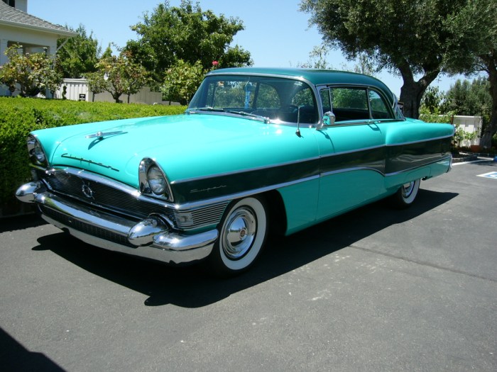 1956 Packard Clipper: A Classic American Luxury Car