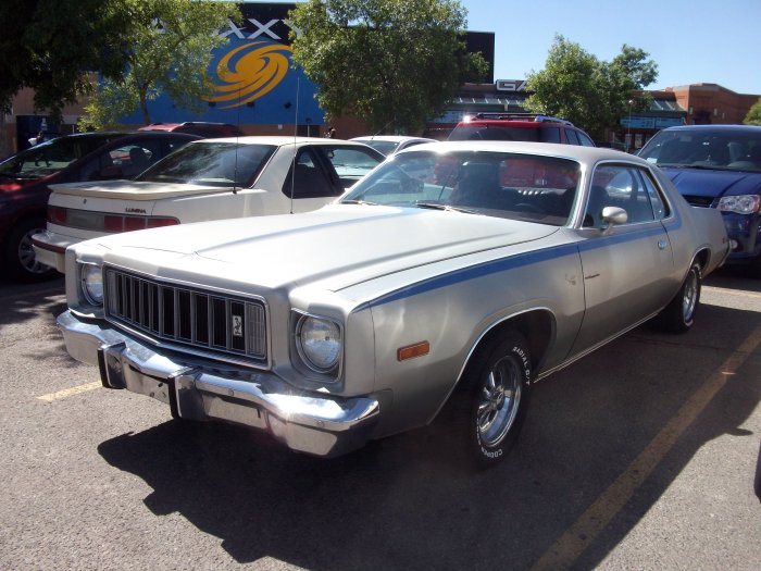 1975 roadrunner plymouth runner road momentcar knee high choose board