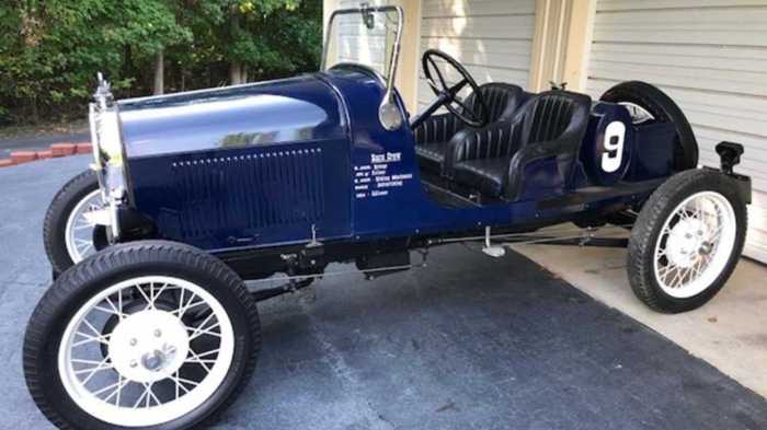 1929 Ford Speedster: A Classic American Roadster