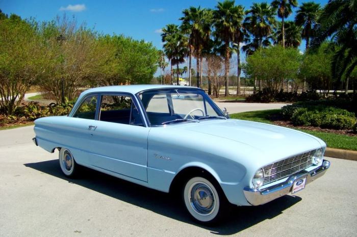 Falcon mustang accommodate classics looks fords antique