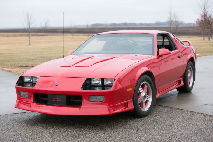 1991 Chevrolet Camaro Z28: A Classic Muscle Car